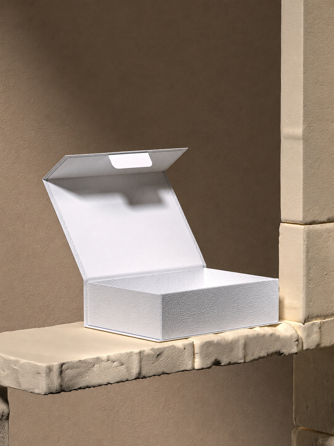 Custom Magnetic Closure Box | 10.2" × 7.8" × 2.7"