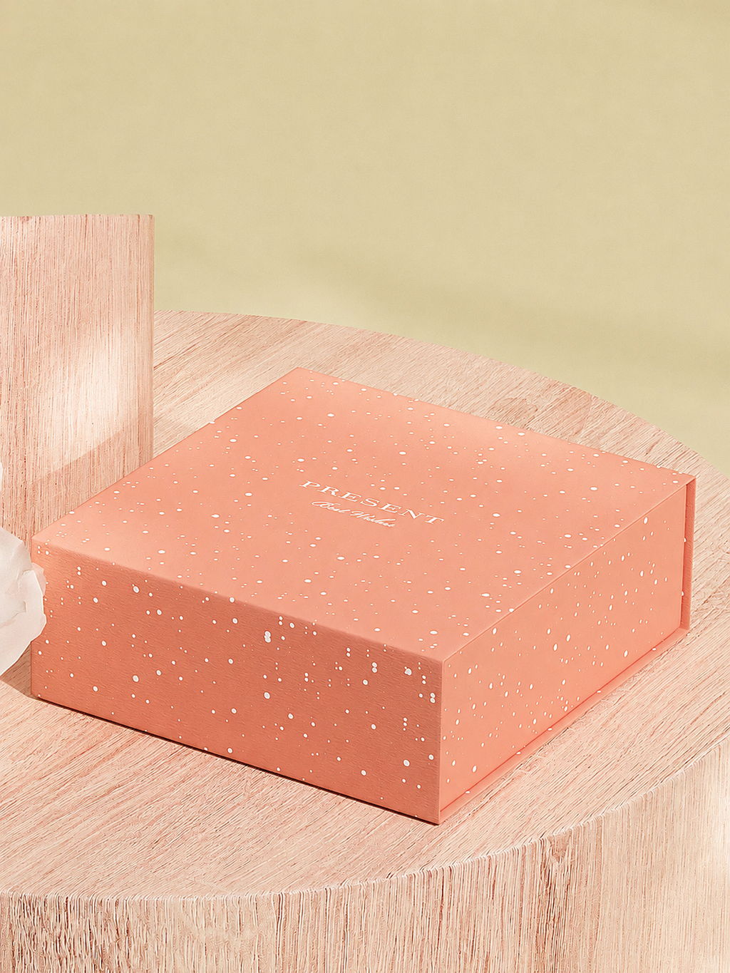 Custom Magnetic Closure Box