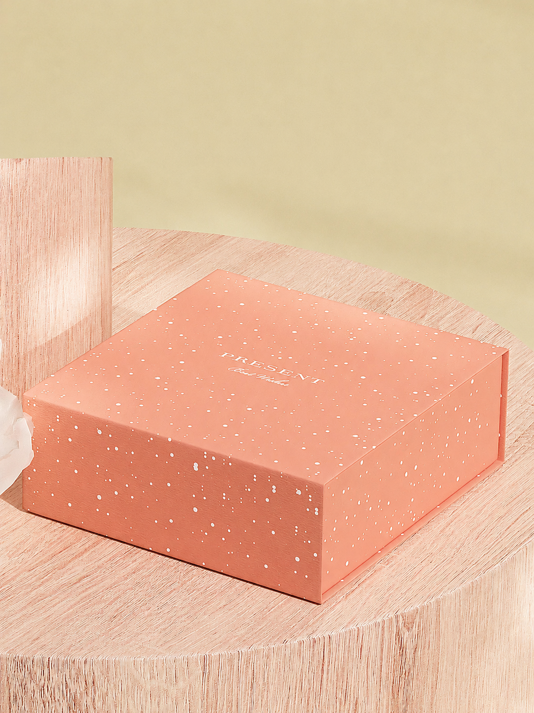 Custom Magnetic Closure Box