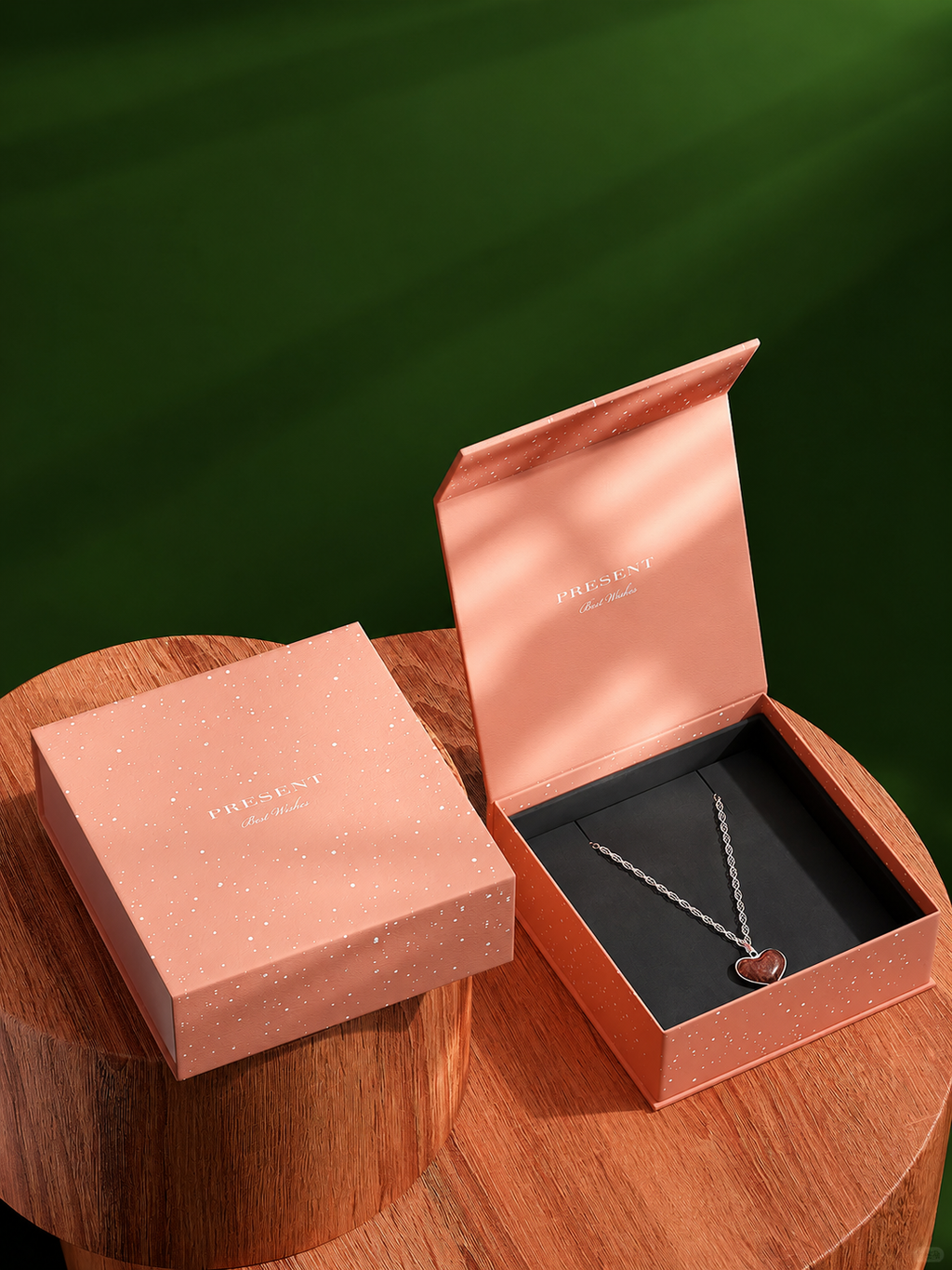 Custom Magnetic Closure Box