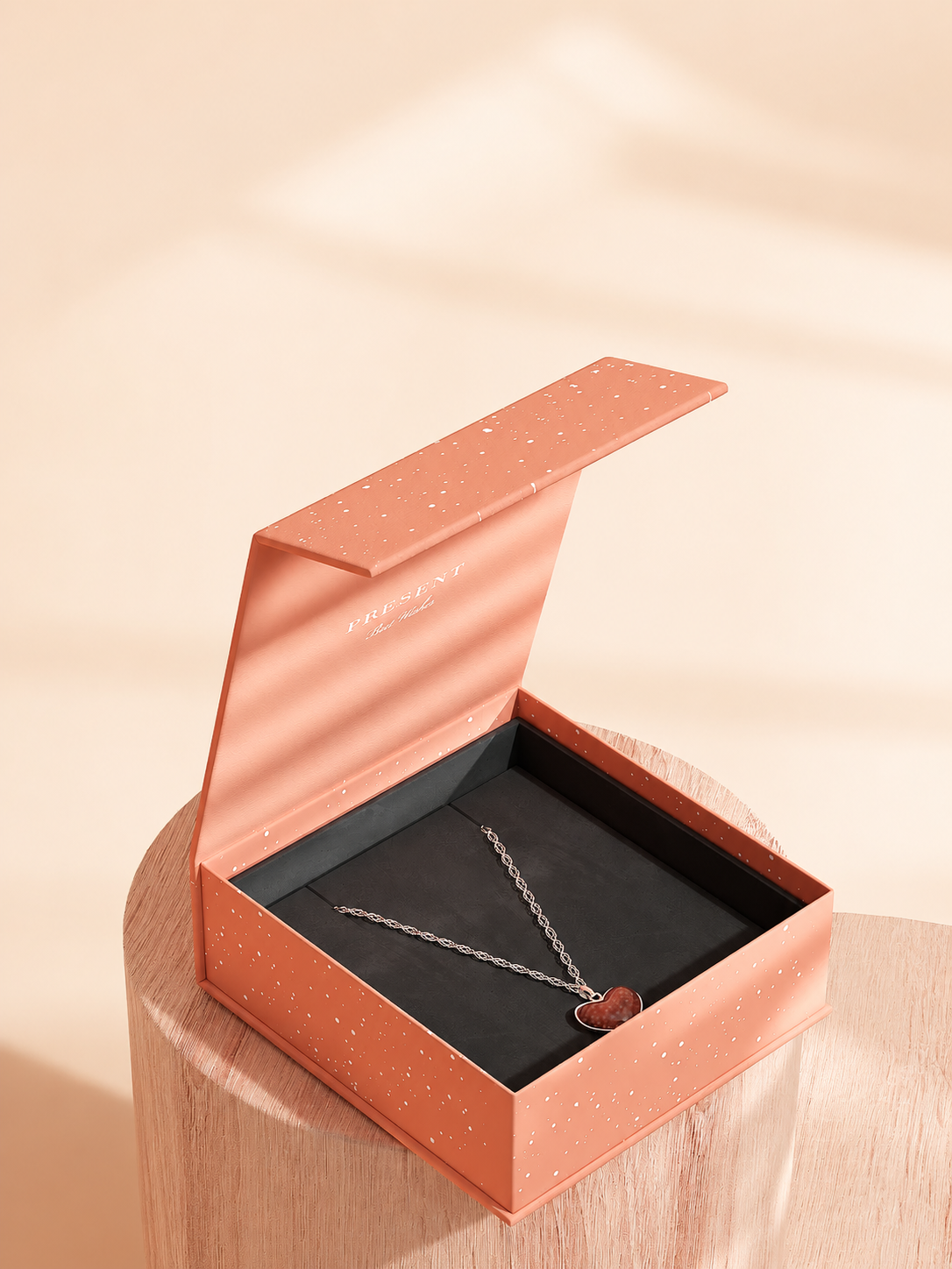 Custom Magnetic Closure Box
